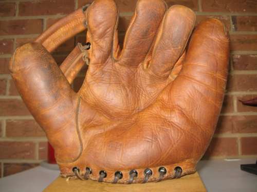 Hal Gregg Dubow 344 Front